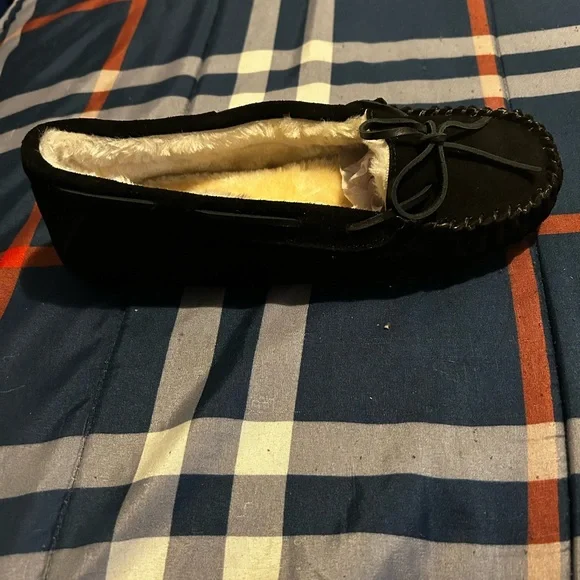 Sperry Women's Black Moccasins - Picture 3 of 8